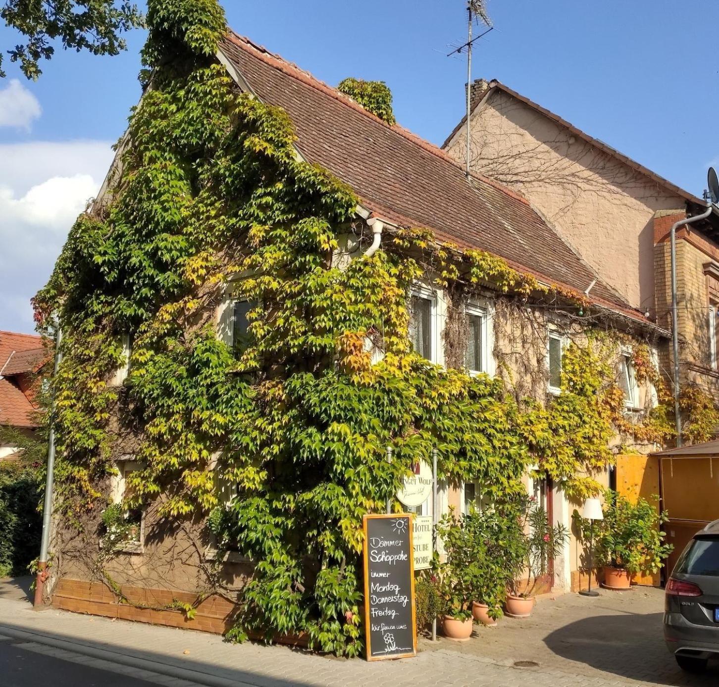 Weingut Weinstube Weinhotel Wolf Harxheim Zewnętrze zdjęcie