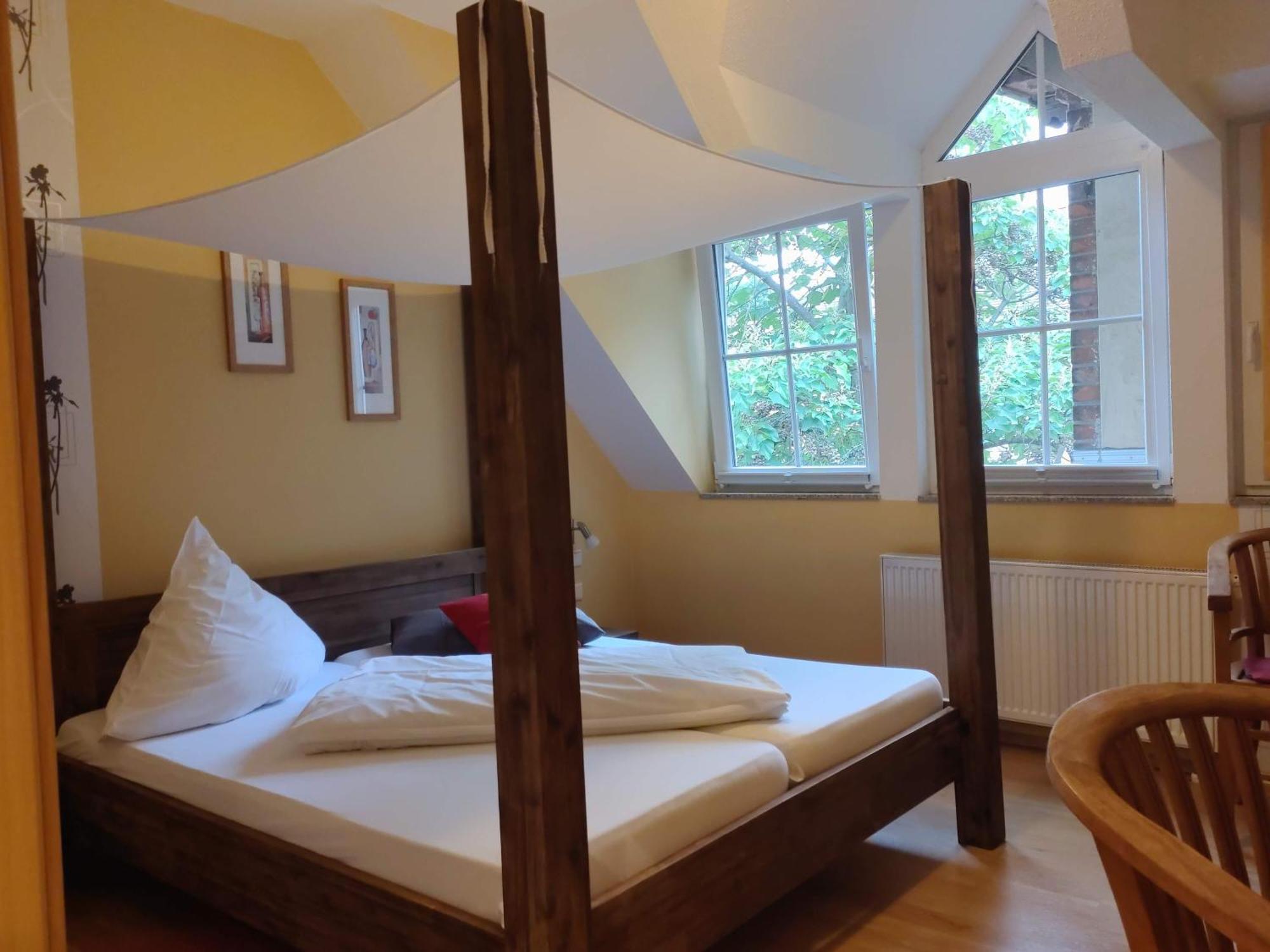 Weingut Weinstube Weinhotel Wolf Harxheim Zewnętrze zdjęcie
