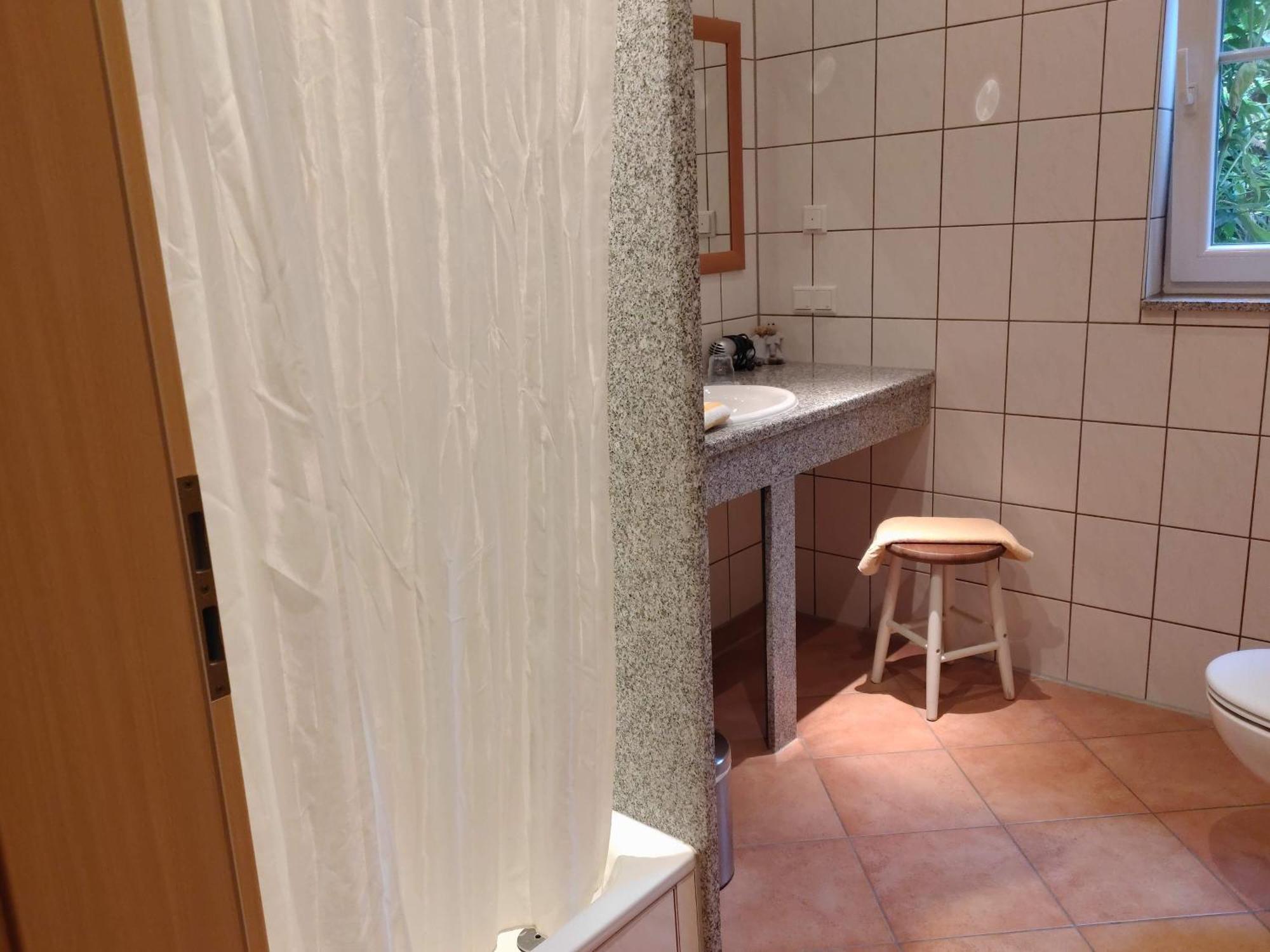 Weingut Weinstube Weinhotel Wolf Harxheim Zewnętrze zdjęcie