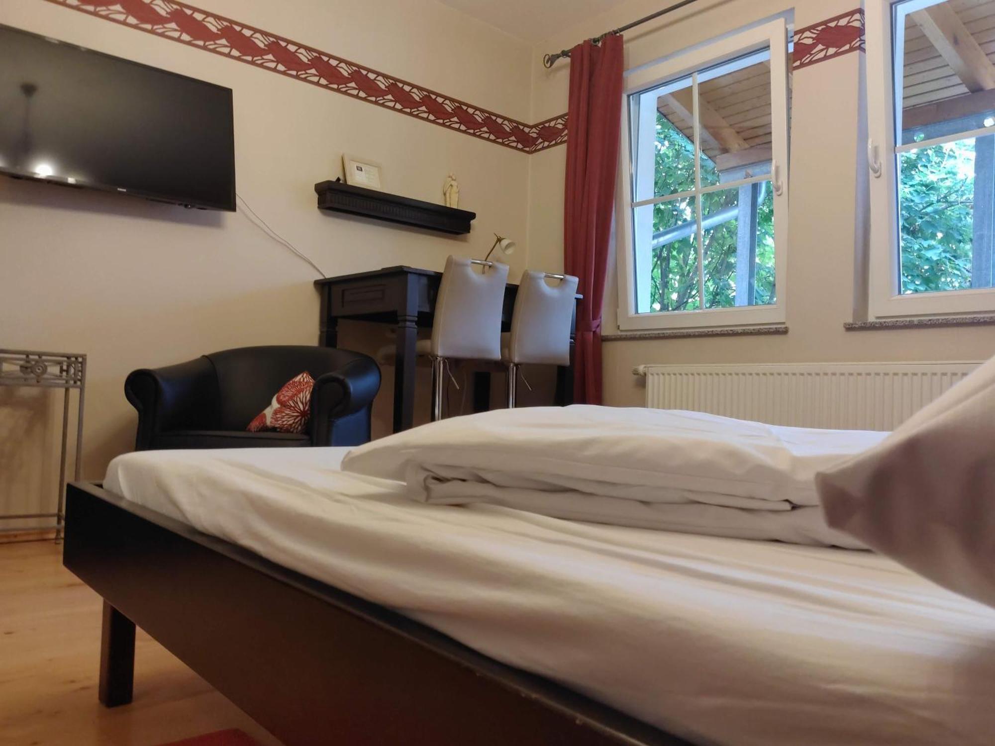 Weingut Weinstube Weinhotel Wolf Harxheim Zewnętrze zdjęcie