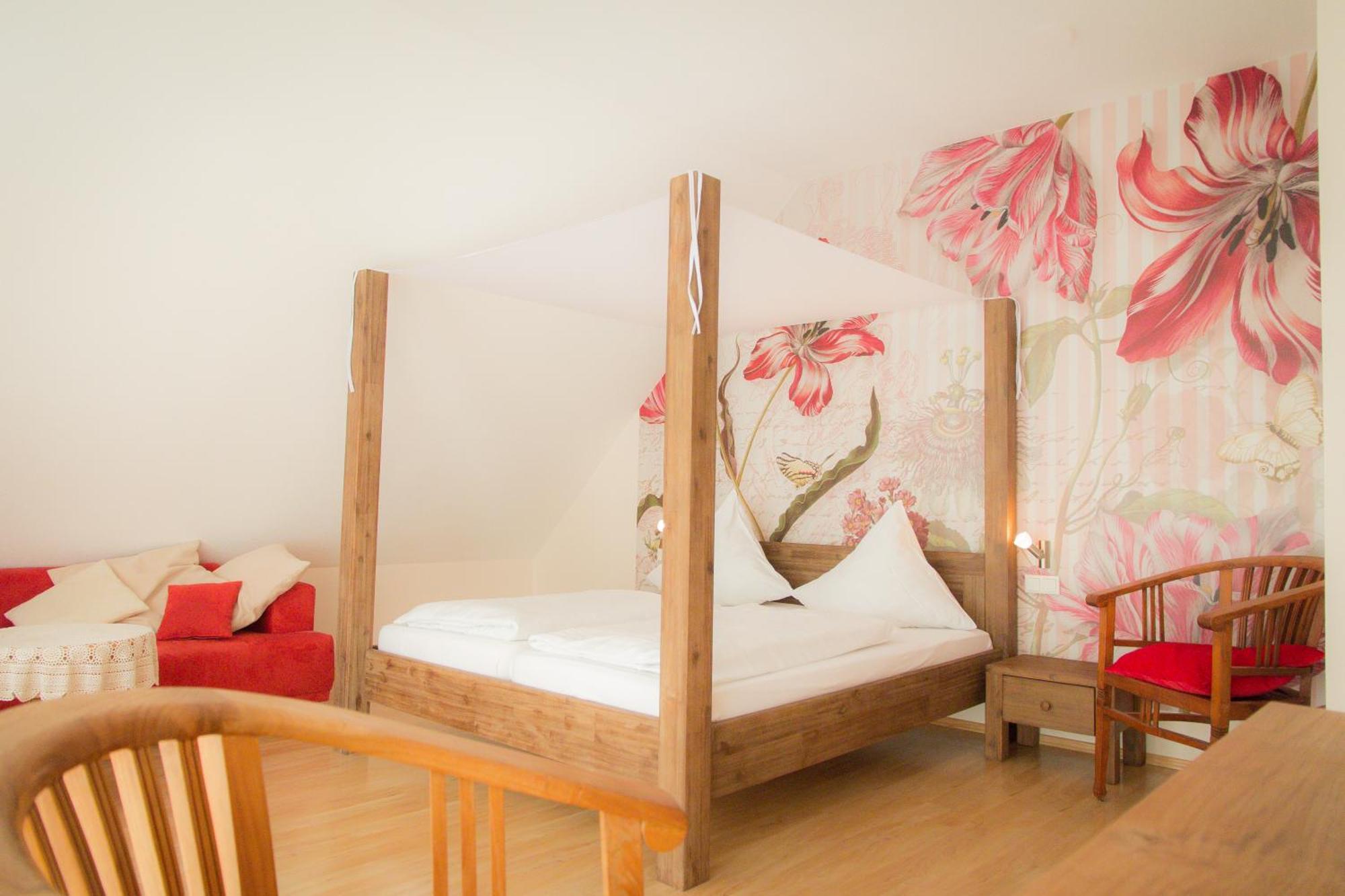 Weingut Weinstube Weinhotel Wolf Harxheim Zewnętrze zdjęcie