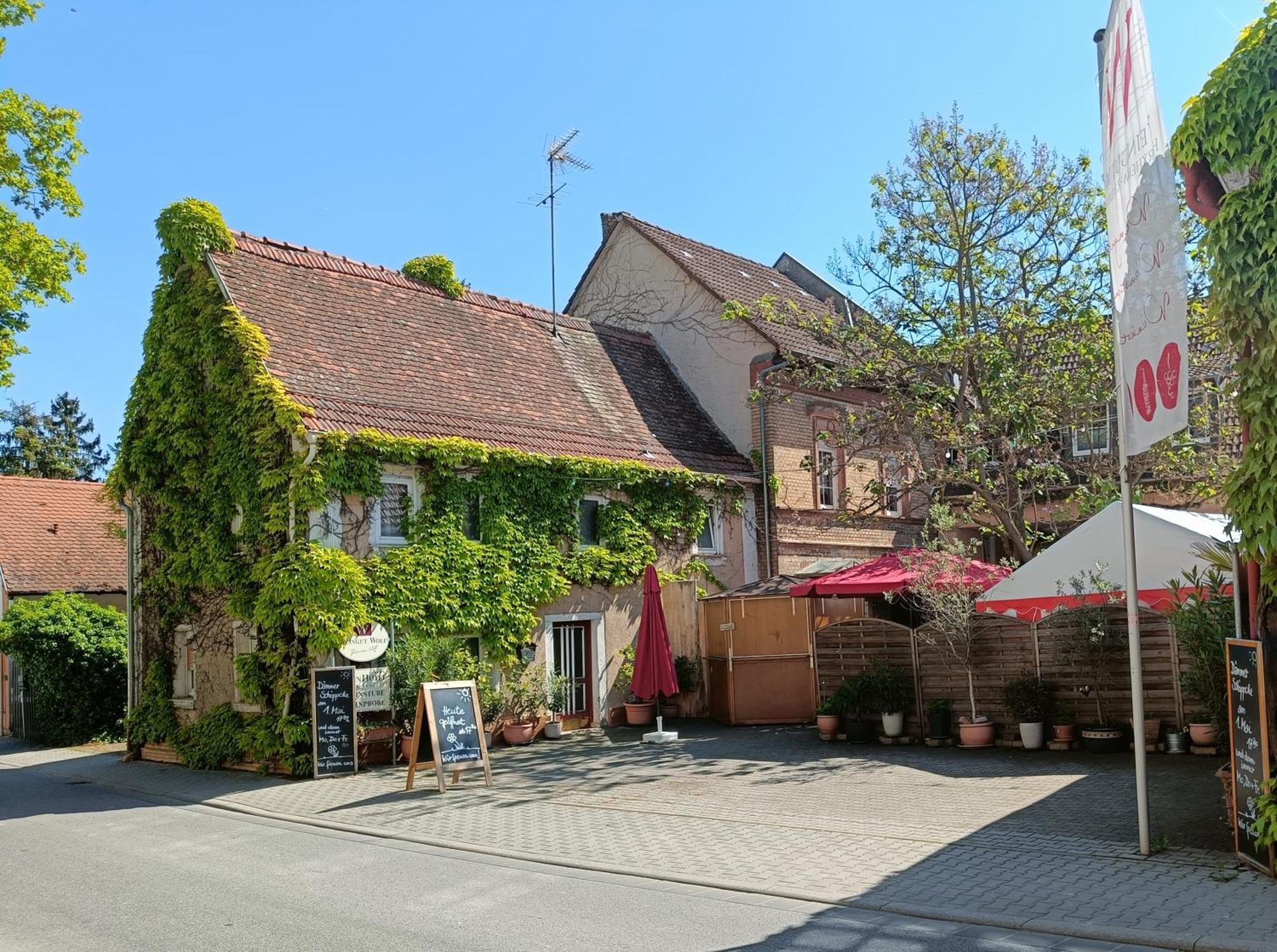 Weingut Weinstube Weinhotel Wolf Harxheim Zewnętrze zdjęcie